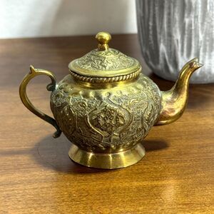 Vintage Brass Teapot Kettle Embossed Floral Design Ornate Handle and Spout 3"